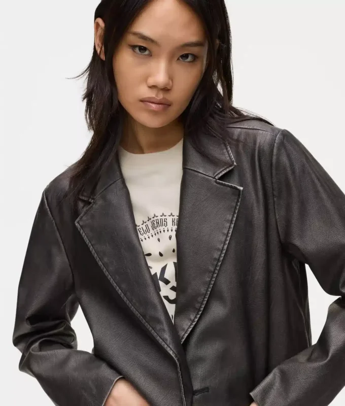 Blazer aus Kunstleder im Used-Look Blazer aus Kunstleder im Used-Look