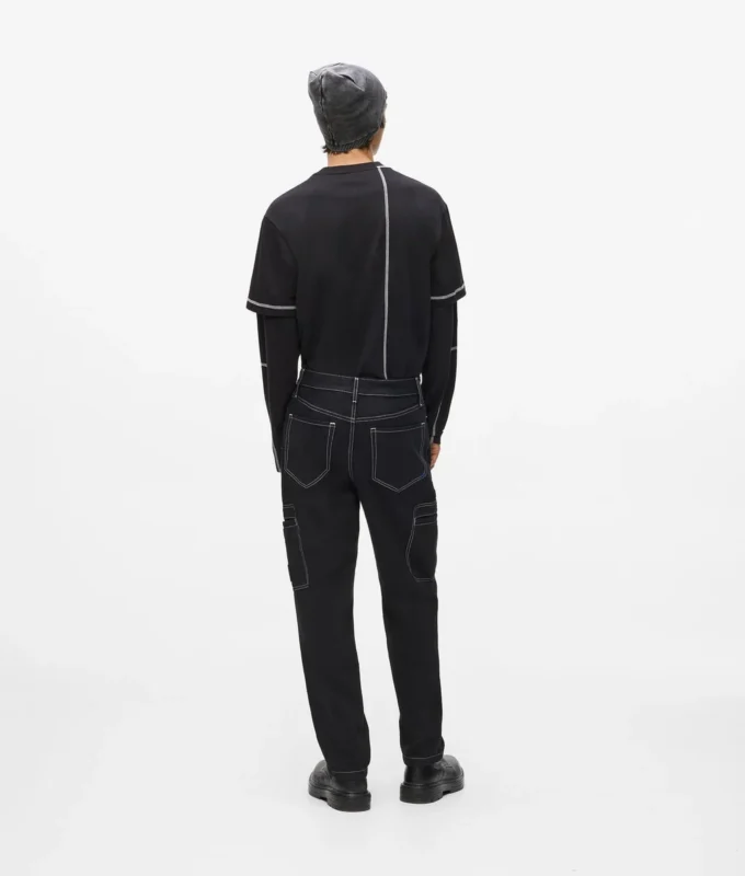 Cargohose mit Kontrastnähten Cargohose mit Kontrastnähten