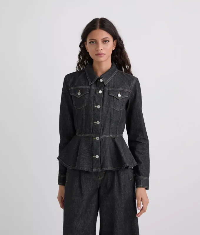 DENIMJACKE MIT KONTRASTSTICHEN DENIMJACKE MIT KONTRASTSTICHEN