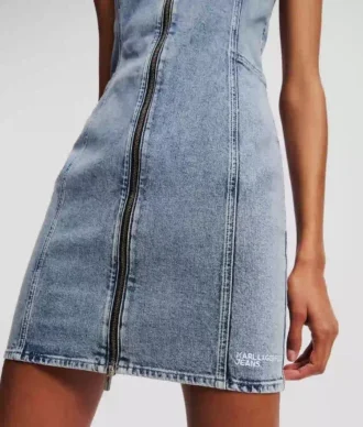DENIMKLEID MIT V-AUSSCHNITT