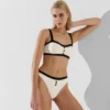 EINFARBIGES BANDEAU-BIKINI-OBERTEIL EINFARBIGES BANDEAU-BIKINI-OBERTEIL