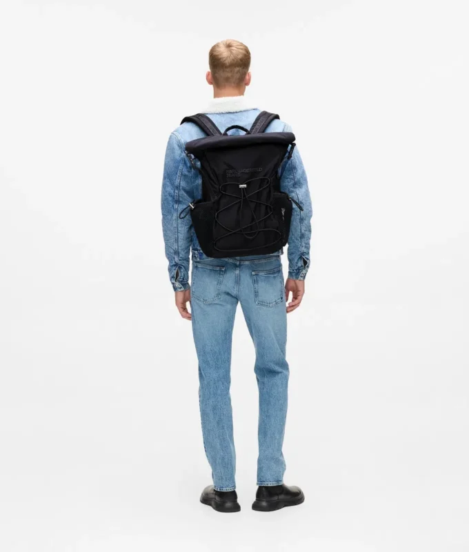 Funktionaler Rucksack mit Kordelzug Funktionaler Rucksack mit Kordelzug