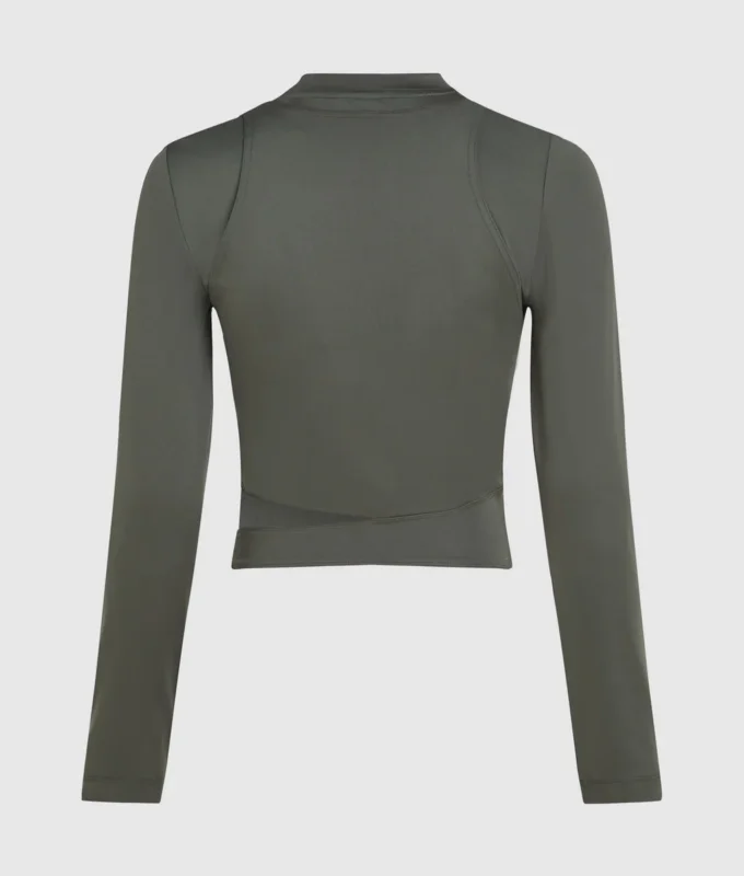 Funktionales Top mit Cut-outs