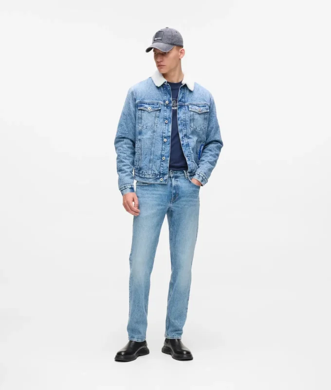 Gerade geschnittene Jeans Gerade geschnittene Jeans