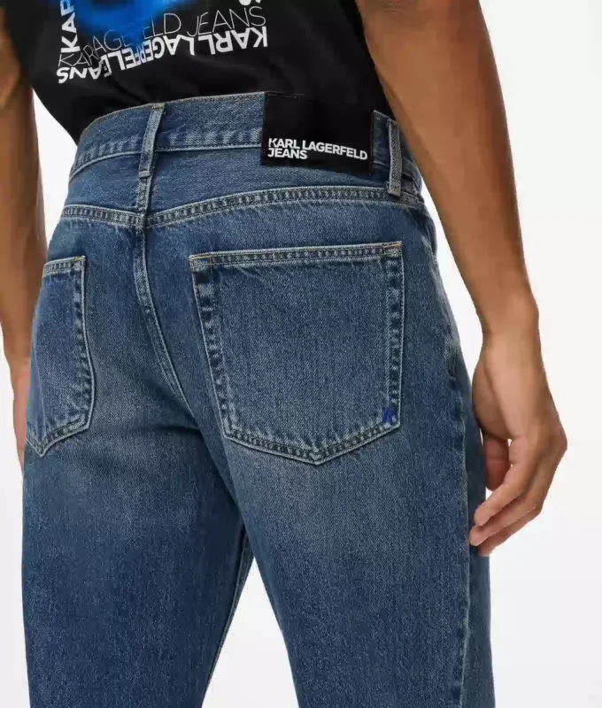Gerade geschnittene Jeans im Vintage-Look Gerade geschnittene Jeans im Vintage-Look