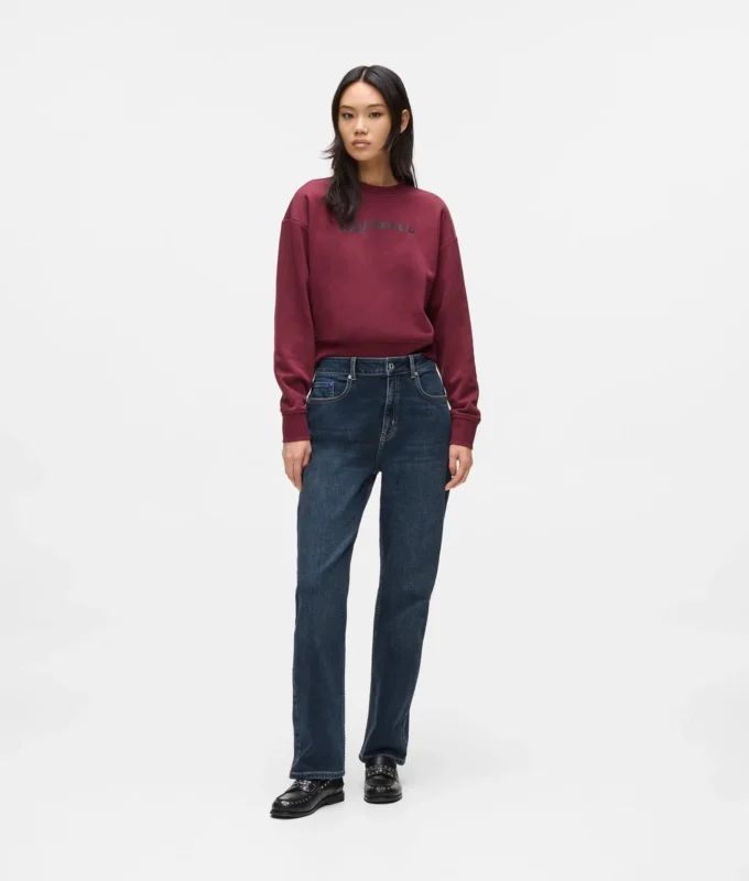 Gerade geschnittene Jeans mit hoher Taille Gerade geschnittene Jeans mit hoher Taille
