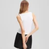 GERIFFELTES TANKTOP MIT V-AUSSCHNITT