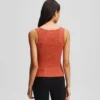 GERIFFELTES TANKTOP MIT V-AUSSCHNITT