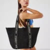 Gewebte Strandtasche mit Logo
