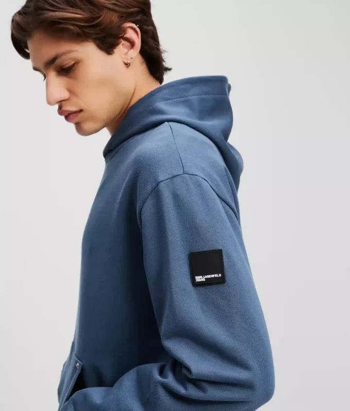 HOODIE MIT AUFGENÄHTEM LOGO