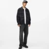 Jacke mit Kontrastnähten Jacke mit Kontrastnähten