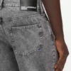 Jeans mit ausgestelltem Bein Jeans mit ausgestelltem Bein