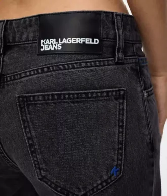 Jeans mit niedriger Leibhöhe und weitem Bein