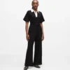 Jumpsuit mit charakteristischem Kragen