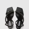 Karmel Slingbacks mit Fransen und Absatz Karmel Slingbacks mit Fransen und Absatz