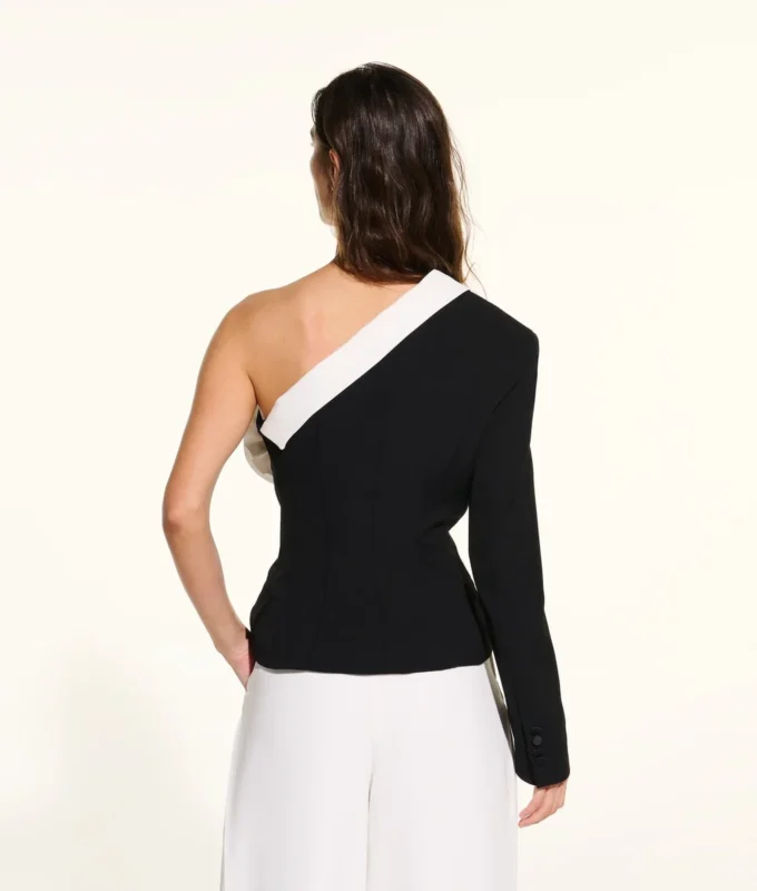 KL STUDIO ASYMMETRISCHER BLAZER KL STUDIO ASYMMETRISCHER BLAZER