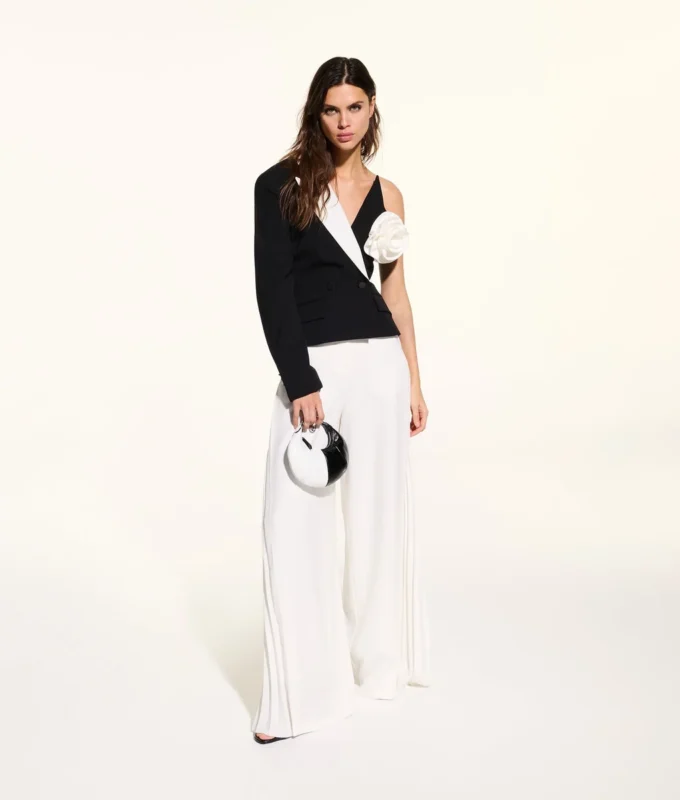 KL STUDIO ASYMMETRISCHER BLAZER KL STUDIO ASYMMETRISCHER BLAZER