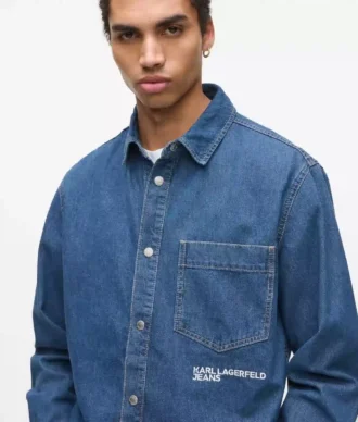 Klassisches Jeanshemd