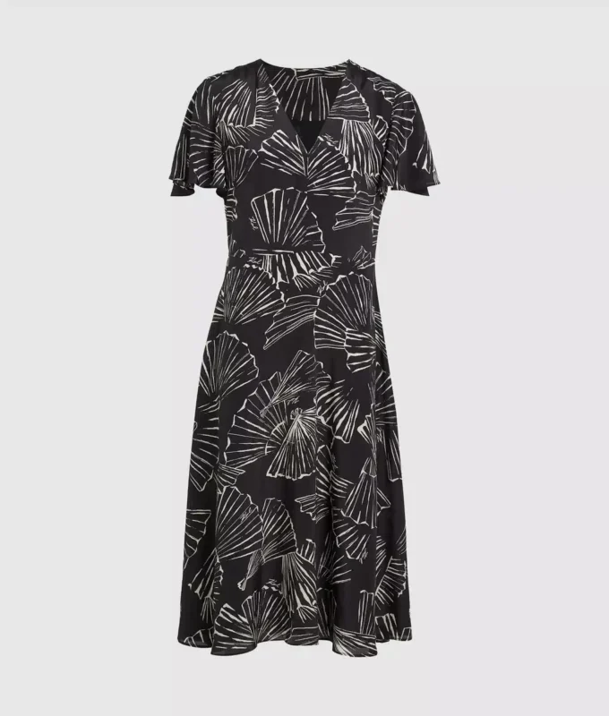 Kleid mit V-Ausschnitt und Fächerprint Kleid mit V-Ausschnitt und Fächerprint