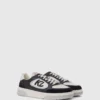 Kourtney Sneakers mit seitlicher Verzierung