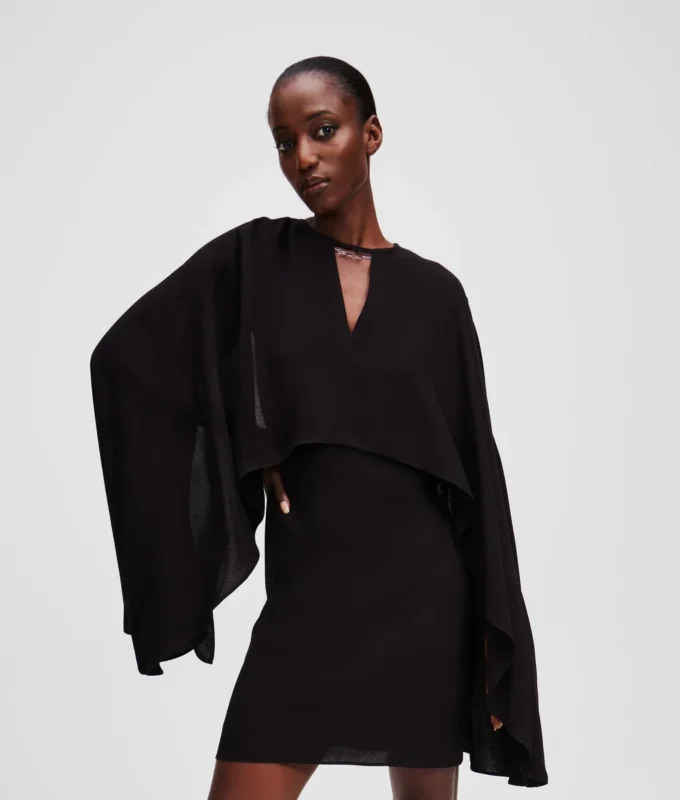 KURZES CAPE-KLEID KURZES CAPE-KLEID