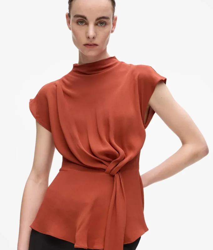KURZÄRMELIGE BLUSE MIT KNOTEN