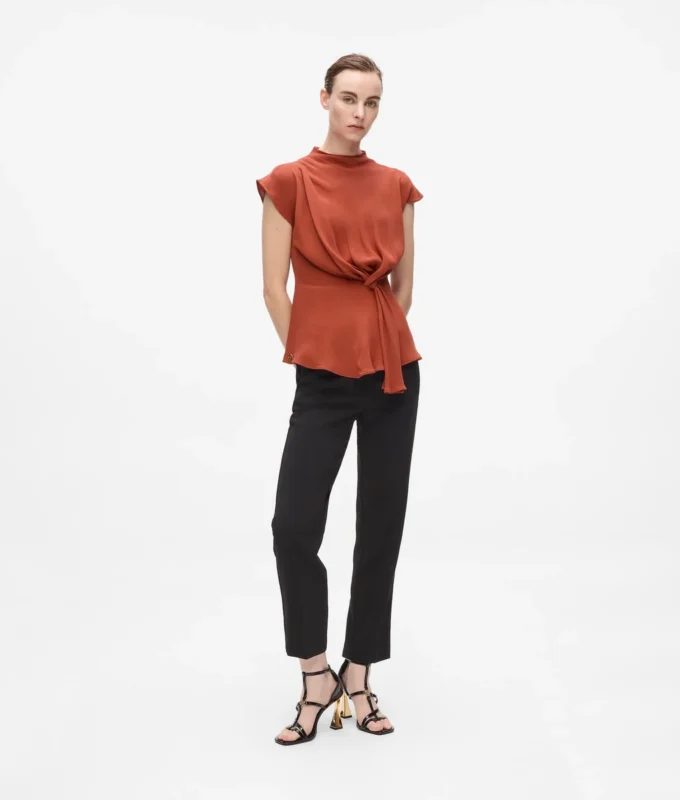 KURZÄRMELIGE BLUSE MIT KNOTEN