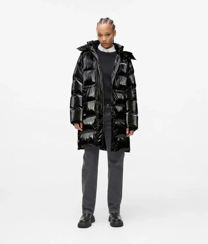 Lange Pufferjacke mit Perlmuttglanz Lange Pufferjacke mit Perlmuttglanz