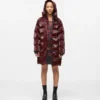 Lange Pufferjacke mit Perlmuttglanz Lange Pufferjacke mit Perlmuttglanz