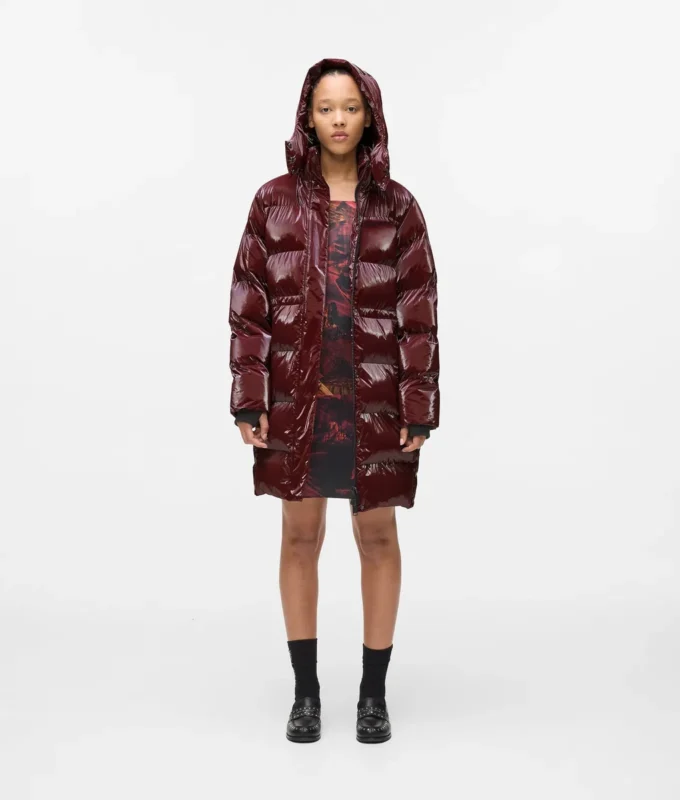 Lange Pufferjacke mit Perlmuttglanz Lange Pufferjacke mit Perlmuttglanz