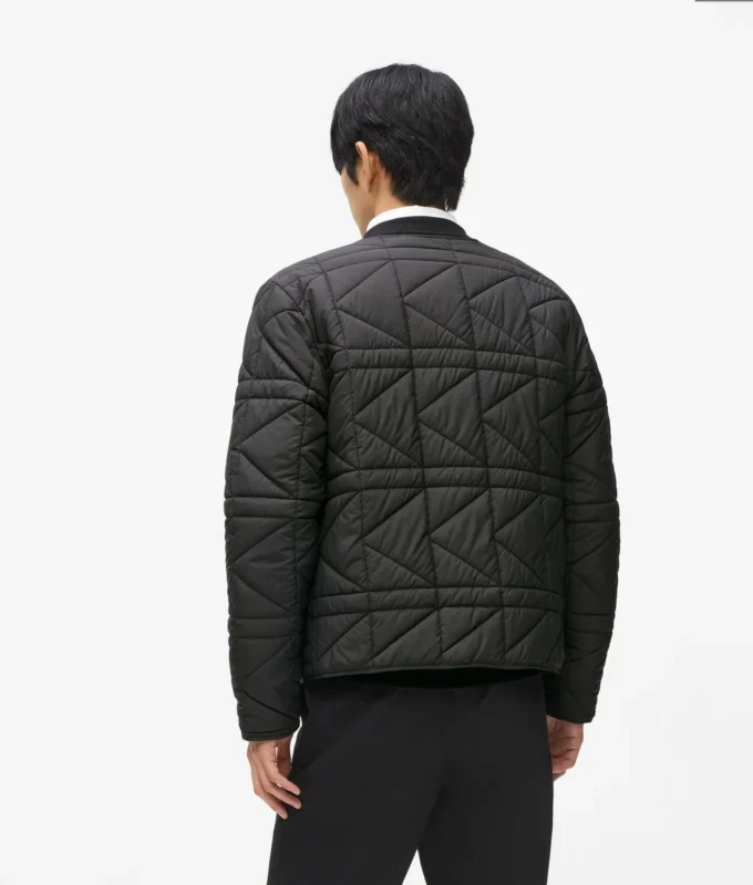 Leichte, packbare Jacke