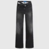 Lockere Jeans mit Cutout-Taille