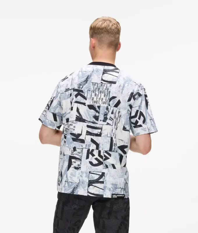 Lässiges T-Shirt mit durchgehendem Monogramm-Print Lässiges T-Shirt mit durchgehendem Monogramm-Print