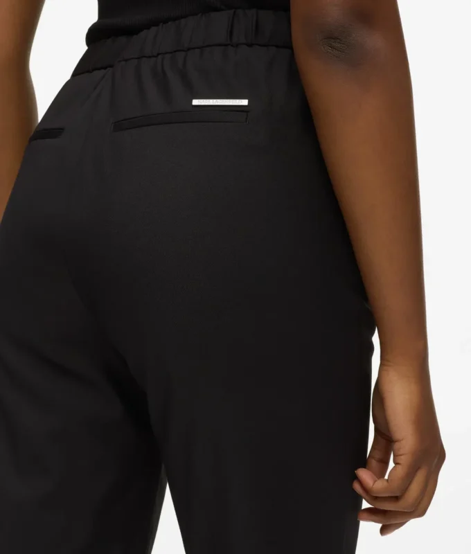 Maßgeschneiderte Hose aus Wollmischung