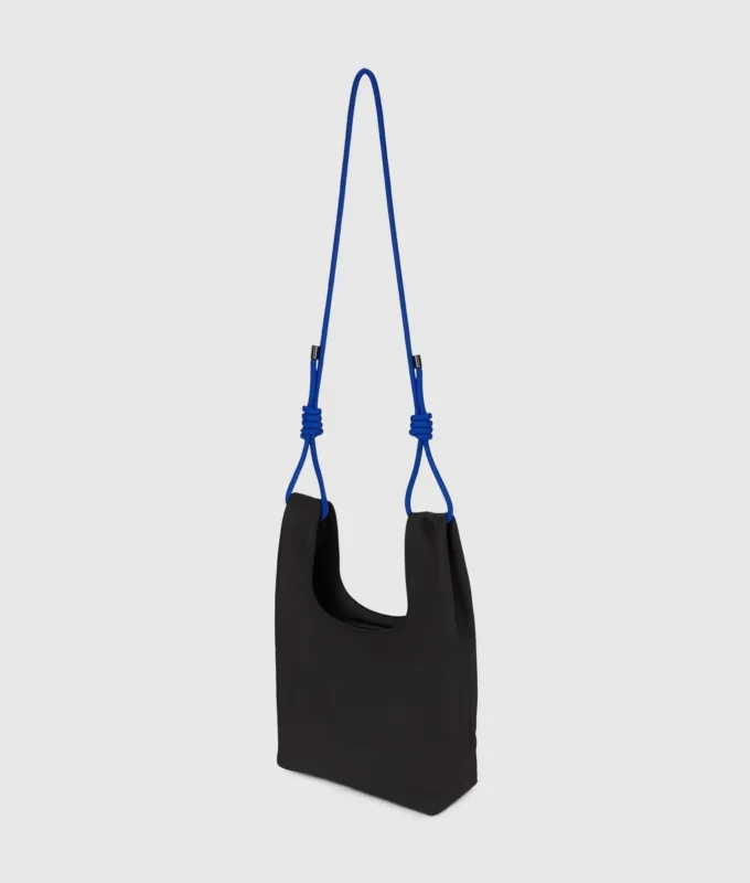 Nylon-Tragetasche mit Kordelzug Nylon-Tragetasche mit Kordelzug