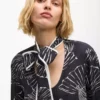 Oberteil mit Fächerprint Oberteil mit Fächerprint