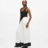 Plissierte Hose mit weitem Bein