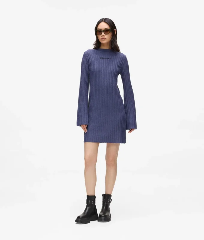 Plissiertes Strickkleid Plissiertes Strickkleid