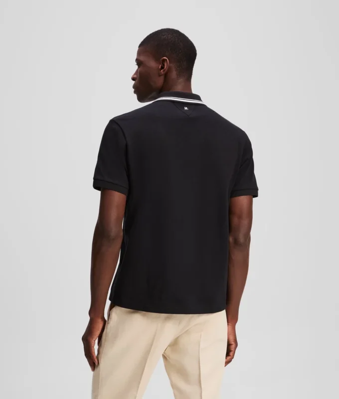 POLOSHIRT MIT KONTRASTREISEN POLOSHIRT MIT KONTRASTREISEN