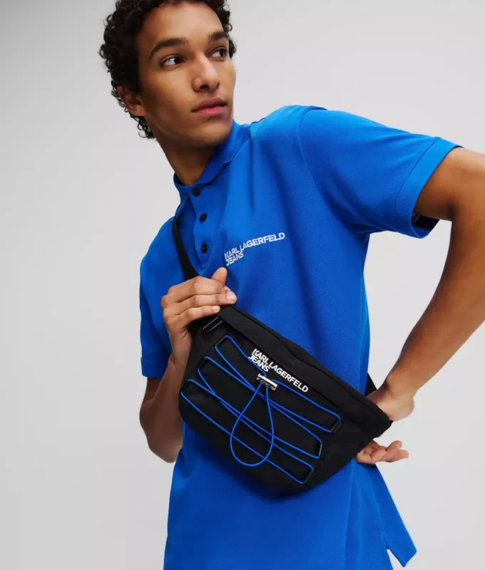 PRAKTISCHE GÜRTELTASCHE MIT KORDELZIEHERSCHLINGE PRAKTISCHE GÜRTELTASCHE MIT KORDELZIEHERSCHLINGE