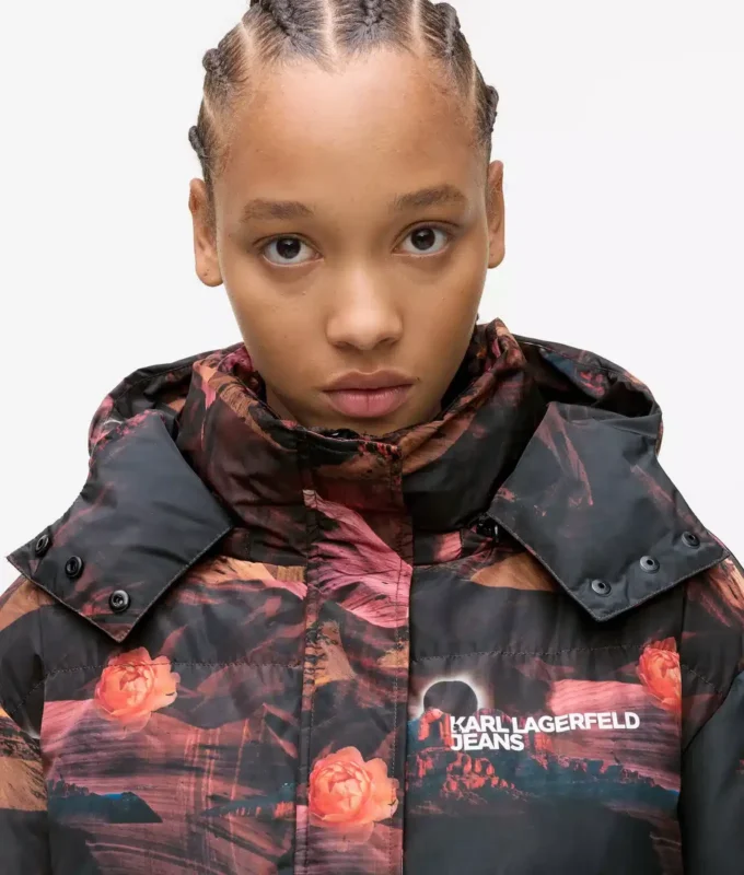 Pufferjacke mit Allover-Print Pufferjacke mit Allover-Print