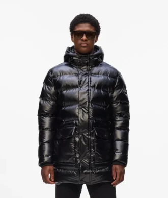 Pufferjacke mit Kapuze Pufferjacke mit Kapuze