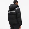 Pufferjacke mit Logo