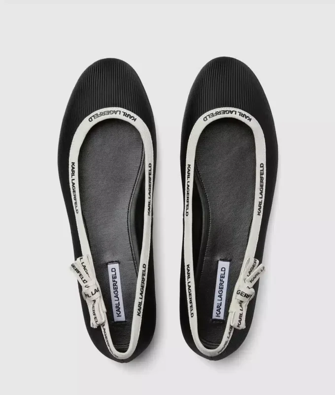Pumps mit Schleifenverzierung Pumps mit Schleifenverzierung