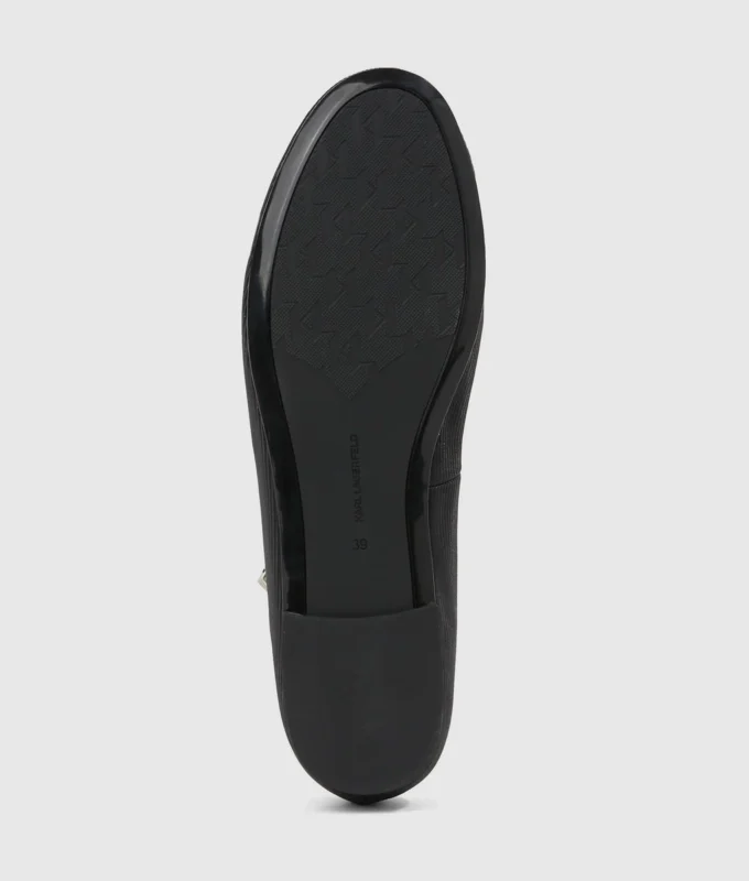 Pumps mit Schleifenverzierung Pumps mit Schleifenverzierung