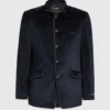Samtjacke mit hohem Stehkragen Samtjacke mit hohem Stehkragen