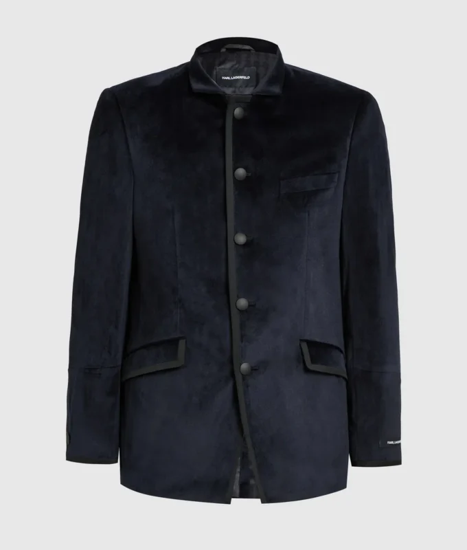 Samtjacke mit hohem Stehkragen Samtjacke mit hohem Stehkragen