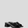 SANDALEN MIT AUSGESCHNITTENEM ABSATZ SANDALEN MIT AUSGESCHNITTENEM ABSATZ
