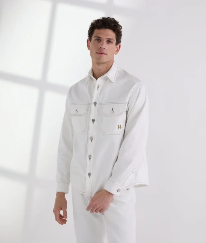 SHIRT MIT KONTRASTSTICHEN SHIRT MIT KONTRASTSTICHEN