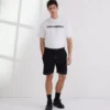 SHORTS MIT KONTRASTSTICH SHORTS MIT KONTRASTSTICH
